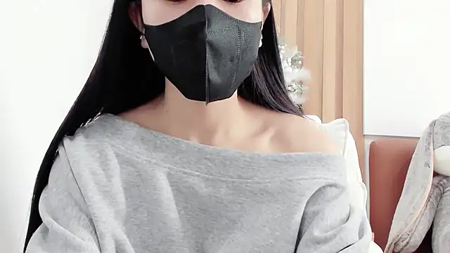 Snapshot of Lita-Julia chatting on March 20, 2025, 4:40 am Lita-Julia online show from March 20, 2025, 4:40 am