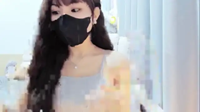 Lita-Julia online show from March 6, 2026, 3:30 pm