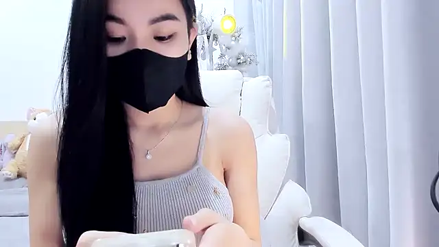 Lita-Julia online show from May 14, 2026, 6:58 pm