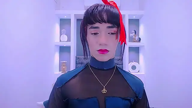 Snapshot of KatrinaQueen1 chatting on March 4, 2025, 10:38 pm KatrinaQueen1 online show from March 4, 2025, 10:38 pm