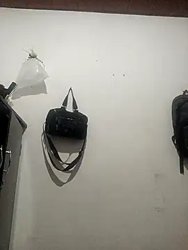 mademonsexy online show from February 17, 2025, 8:04 pm