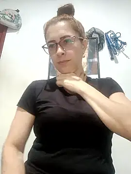 mademonsexy online show from January 14, 2026, 9:42 pm