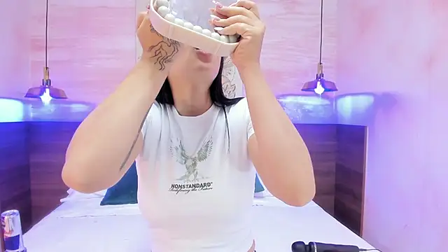 AnneDixie online show from January 11, 2026, 3:11 am