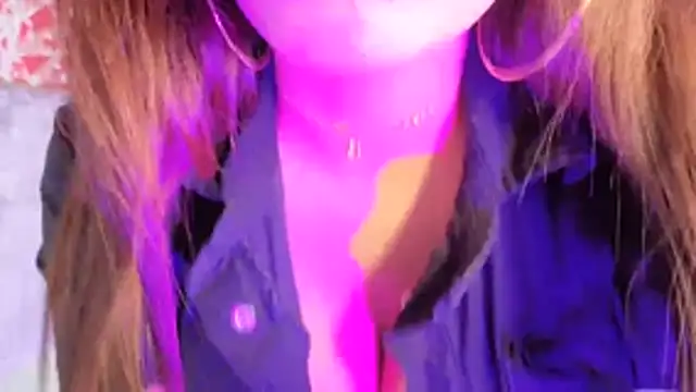 CarolRodriguez  online show from October 10, 2025, 5:12 pm