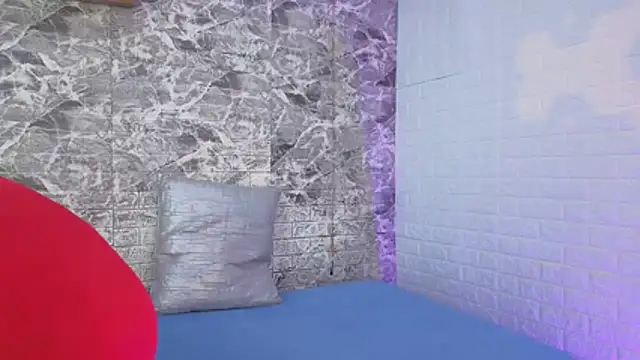 CarolRodriguez  online show from October 13, 2025, 5:02 pm