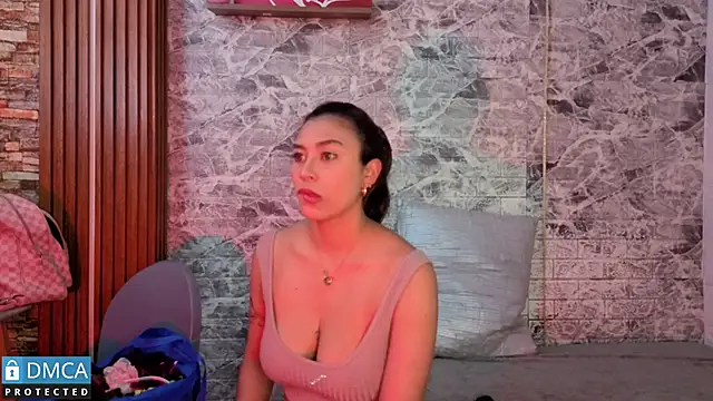 CarolRodriguez  online show from November 13, 2025, 7:13 pm