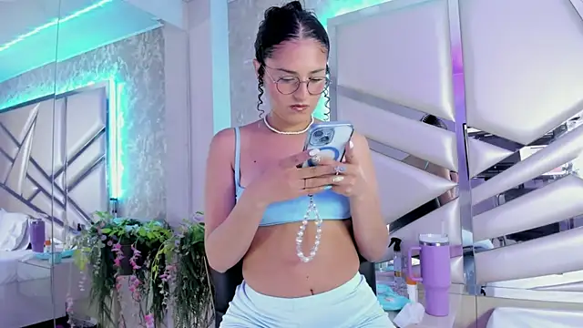 Miia002 online show from January 25, 2025, 4:23 am