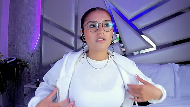 Miia002 online show from March 12, 2025, 7:38 pm