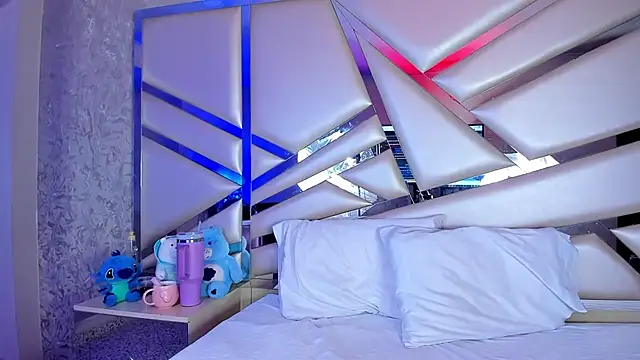 Miia002 online show from November 3, 2025, 3:19 am