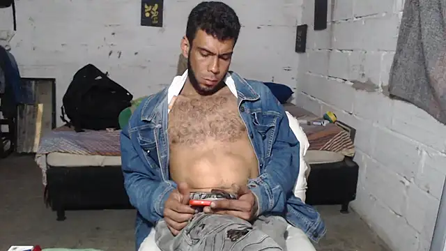 erik alexander online show from November 6, 2025, 2:12 am