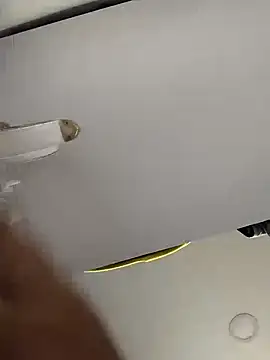 Charlotte cutee18 online show from October 16, 2025, 3:24 pm