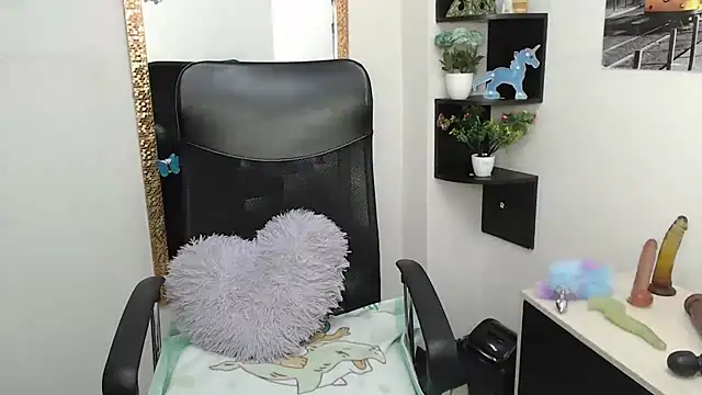 Prety Nany online show from February 1, 2025, 1:20 pm