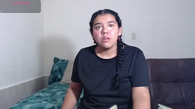 agata 22 online show from April 17, 2026, 3:42 am