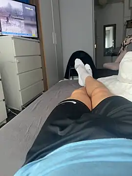 Snapshot of Arthur2288@xh chatting on February 8, 2026, 1:14 pm Arthur2288xh online show from February 8, 2026, 1:14 pm