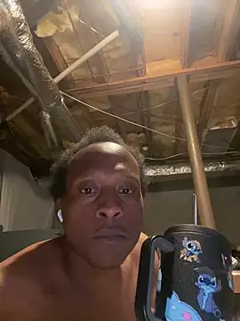 Trappboy305 online show from April 22, 2026, 8:50 am