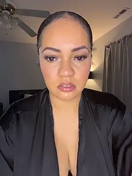 DestineeJayde online show from October 19, 2025, 5:52 am