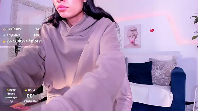 Kim ev online show from March 11, 2025, 8:09 am