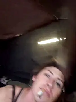 cdressupdiva online show from November 30, 2025, 6:50 am