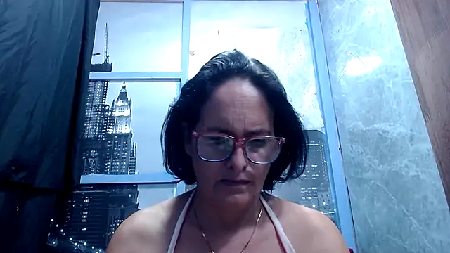 Nastylatinaxxx online show from November 10, 2025, 11:31 am