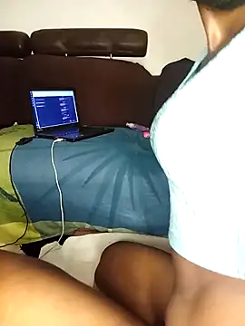 The-Peach-Flexer online show from January 17, 2026, 9:51 pm