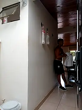 sebasxx97 online show from February 18, 2025, 1:33 pm