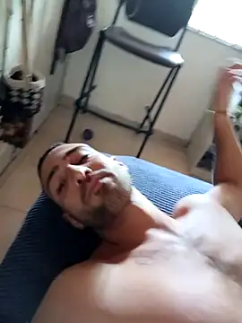 sebasxx97 online show from March 4, 2025, 3:04 pm