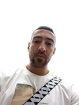 sebasxx97 online show from March 13, 2025, 1:18 pm