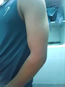 Snapshot of Tera_daddy chatting on December 29, 2024, 3:22 am Tera daddy online show from December 29, 2024, 3:22 am