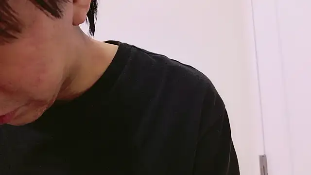 Snapshot of POCARI_SWEAT chatting on September 22, 2025, 5:42 am POCARI SWEAT online show from September 22, 2025, 5:42 am