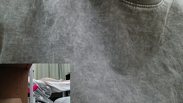 Snapshot of POCARI_SWEAT chatting on September 27, 2025, 7:24 am POCARI SWEAT online show from September 27, 2025, 7:24 am