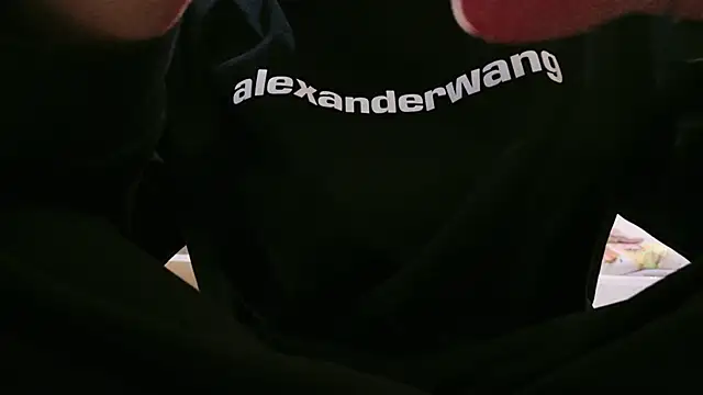 Snapshot of POCARI_SWEAT chatting on December 19, 2025, 11:06 am POCARI SWEAT online show from December 19, 2025, 11:06 am