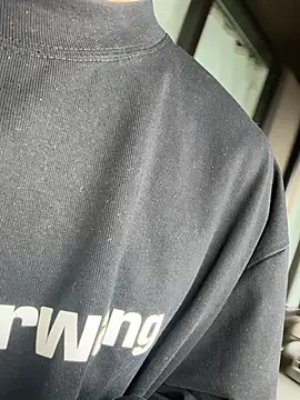 POCARI SWEAT online show from April 9, 2026, 1:16 am