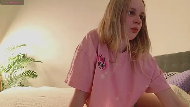 Beatrica Klein online show from May 9, 2026, 2:00 pm