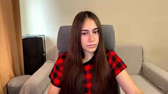 AliceKolltt online show from October 2, 2025, 9:16 am