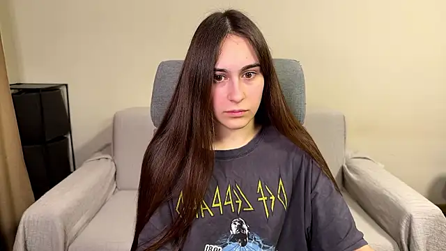 AliceKolltt online show from March 7, 2026, 8:50 pm