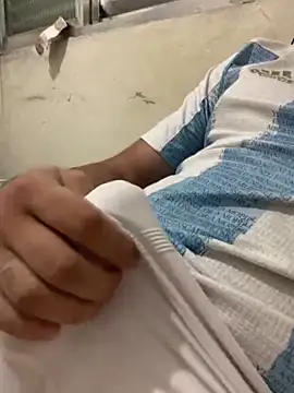 Casal Safado  online show from March 11, 2025, 5:57 pm