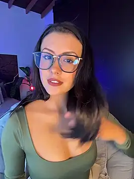 EmaSaenz online show from September 27, 2025, 8:47 pm