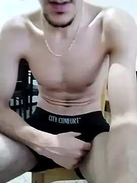 Snapshot of Zoro_23cm chatting on September 13, 2025, 10:53 pm Zoro 23cm online show from September 13, 2025, 10:53 pm