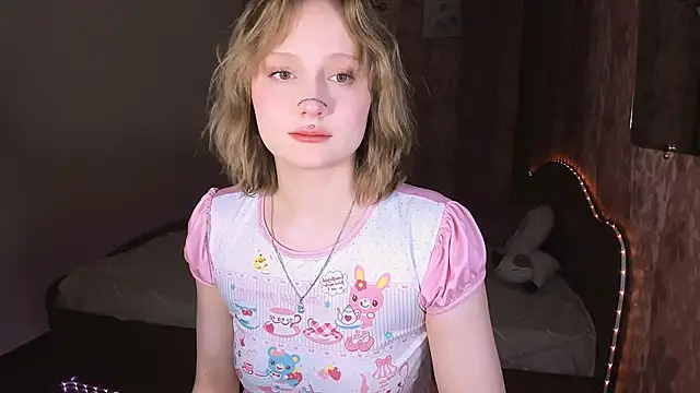 MariaMango online show from April 13, 2026, 10:59 pm