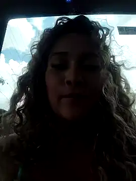 Sara smiiith211 online show from February 23, 2025, 4:24 pm