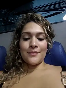 Sara smiiith211 online show from March 3, 2025, 11:14 pm