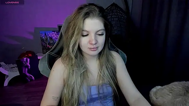 lily williamss online show from February 1, 2025, 1:02 am