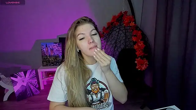 lily williamss online show from September 22, 2025, 12:45 am