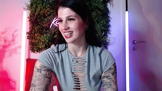 Snapshot of KiraKane1 chatting on January 27, 2025, 2:46 pm KiraKane1 online show from January 27, 2025, 2:46 pm