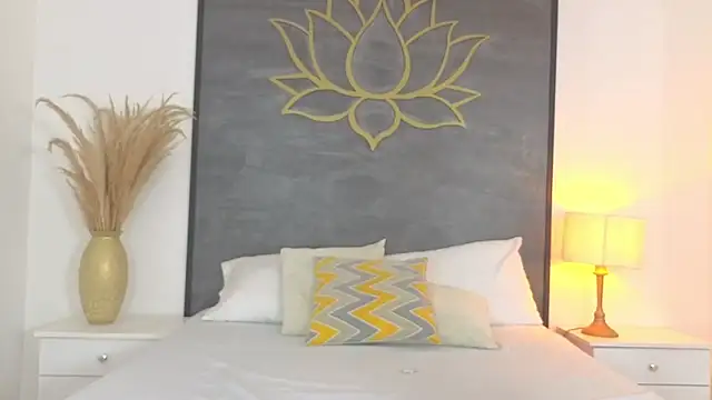 PamelaParrish online show from December 20, 2025, 12:34 pm