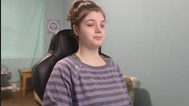 TreeJeanne online show from February 6, 2025, 10:10 pm