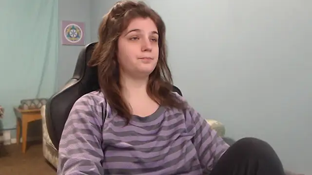 TreeJeanne online show from February 28, 2025, 12:52 pm