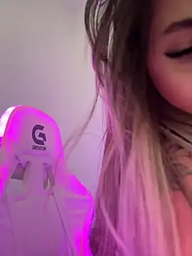 babyyboomm online show from December 3, 2024, 8:16 am