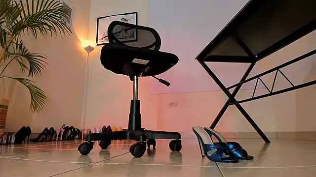 Kimmroggerr online show from January 25, 2025, 11:11 pm