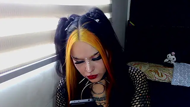 Snapshot of jannaink_ chatting on February 7, 2025, 8:42 pm jannaink  online show from February 7, 2025, 8:42 pm